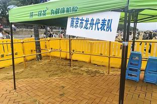 过去10场联盟攻防象限图：76人独一档 快船进攻效率第一